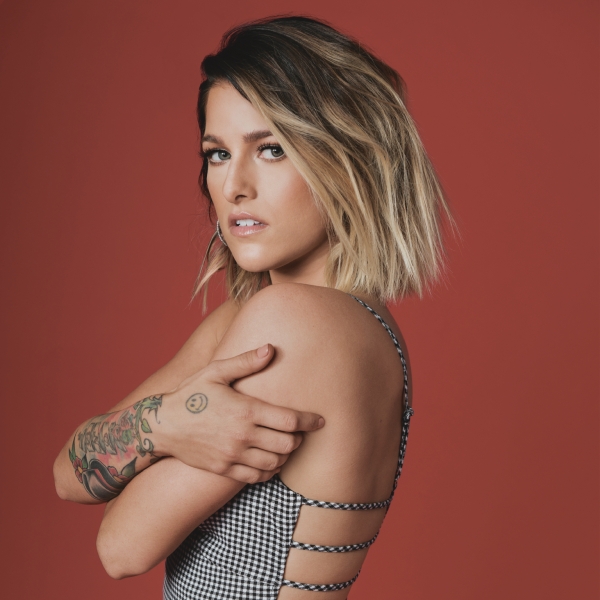 Cassadee Pope Debuts First Music Video In Nearly Two Years For New.